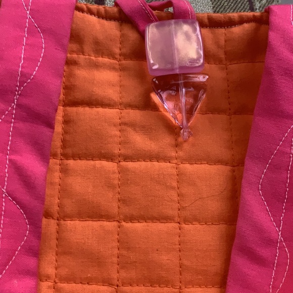 Orange and pink quilted purse - Picture 4 of 4